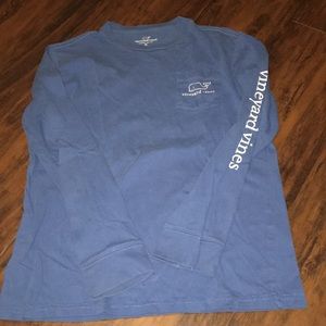 Size Medium Vineyard Vines long sleeve T-shirt